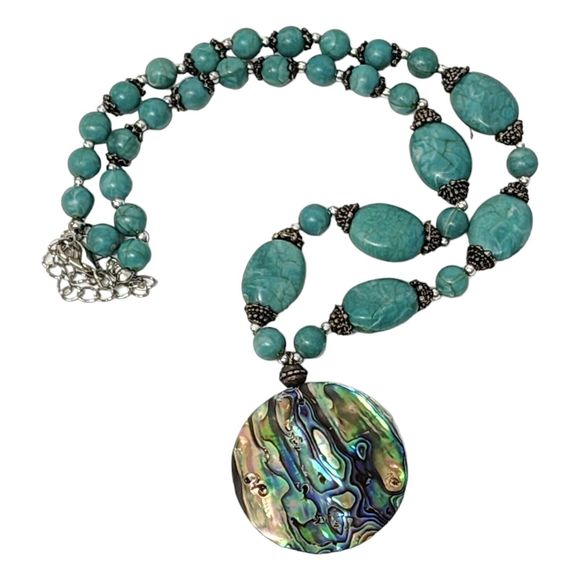Turquoise Colored Necklace with Shell Pendant 18" with 1.5" pendant - Picture 1 of 8